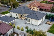 Vila la sol cu teren generos si finisaje premium Comision 0%