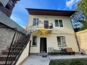 Casa Ultracentral Piata Muzeului langa Casa Matei Corvin! 100 mp total
